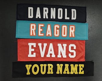 Écusson brodé personnalisé – Étiquette nominative à coudre pour maillot – Plaque nominative personnalisée pour maillots de football, uniformes, sacs à dos.