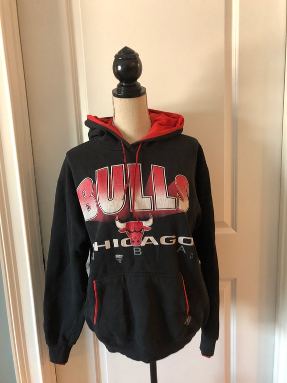 chicago bulls crewneck sweatshirt