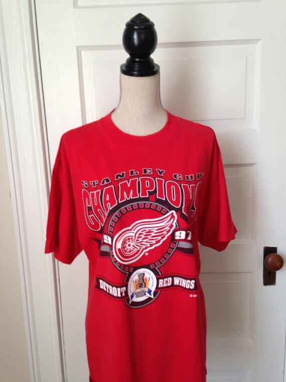 Detroit Red Wings Team Logo T-Shirt - NHL Shop Europe 