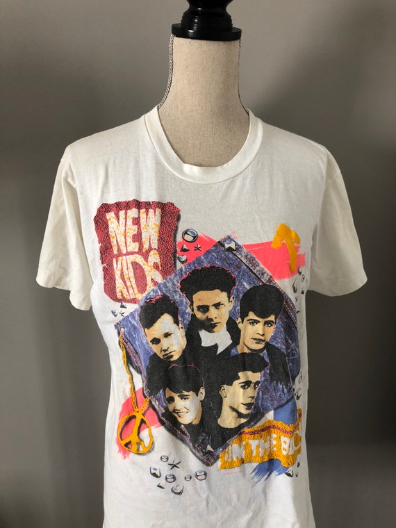 Vintage New Kids on the Block 1990 Tshirt - image 9