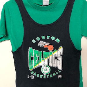 Vintage Boston Celtics 90s Women&#39;s Tshirt