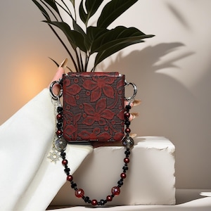 Dark Red Flower Phone Case with Crystal Bow Bracelet for Samsung Galaxy Z Flip8 Flip7 Flip6 Flip5