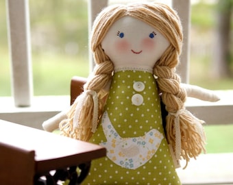 Eco-Friendly Rag Cloth Doll, Personalization Keepsake Waldorf Fabric Doll, Eleanor