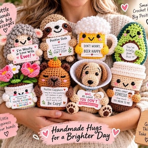 Peluche au crochet, compagnon de bureau à message positif | 8 modèles