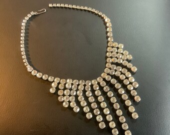 Vintage Elegant Rhinestone Necklace