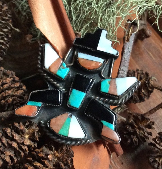 Coral Wagonwheel Vintage Native American Zuni Sterling Silver Pin Pendant Coral Wagonwheel Vintage Native American Zuni Sterling Silver Pin Pendant