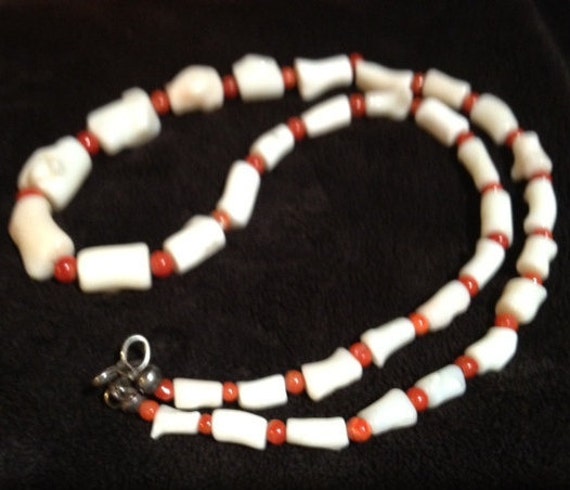 SALE -  Vintage Coral Red and White Necklace - image 2