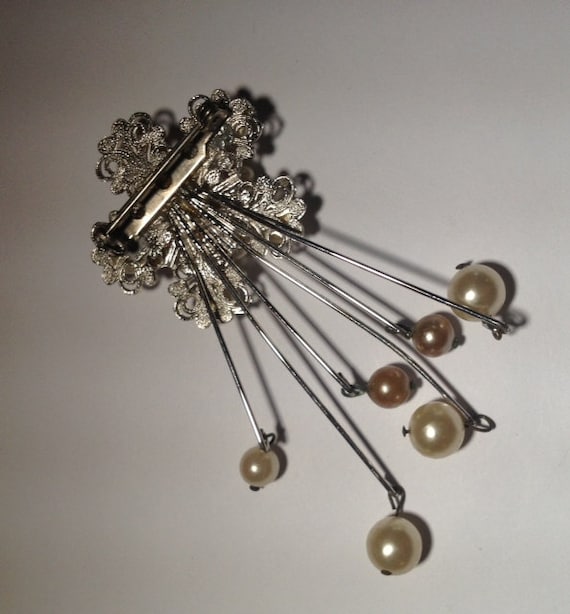 Sale - Lovely Vintage Costume Brooch Pin - image 3