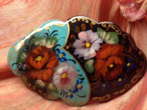 Sale - Vintage Signed Hand Painted Russian Brooch… - image 2