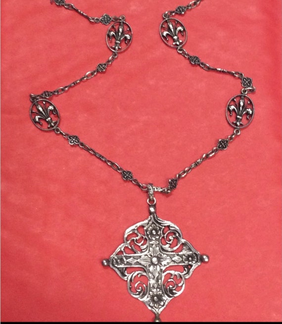 Stunning Antique Handmade 800 Silver Fleur de Lis 