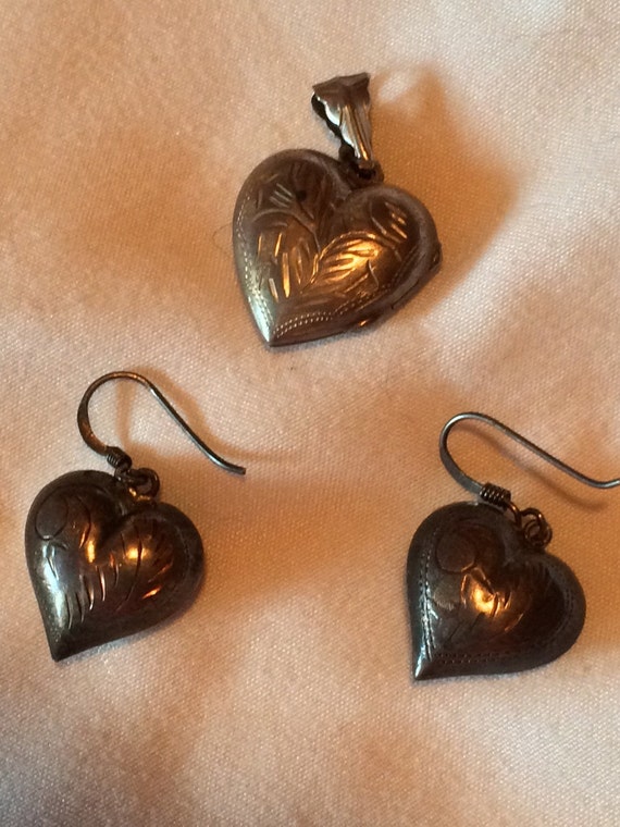 Vintage Etched Sterling Silver Heart Pendant & Ma… - image 1