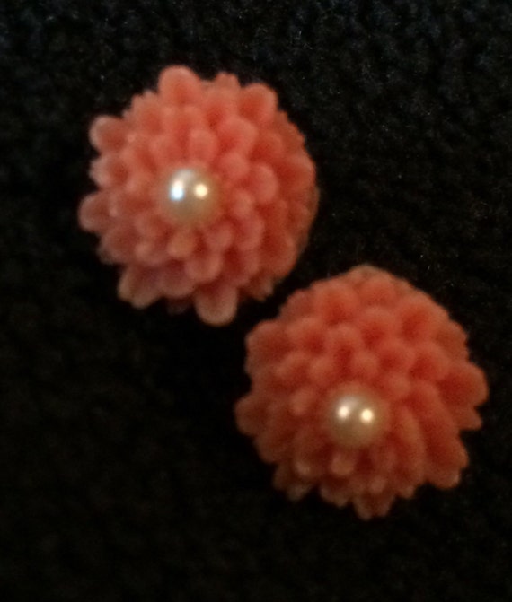 Beautiful Orange Carved Vintage Post Earrings