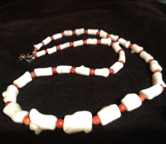 SALE -  Vintage Coral Red and White Necklace - image 4