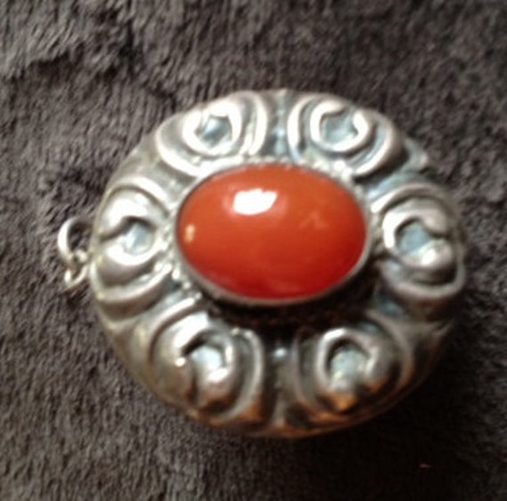 Vintage Sterling & Carnelian Pendant - image 2