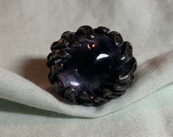 Handmade Vintage Sterling Silver with Clear Violet Orb Center - Size 5 1/4