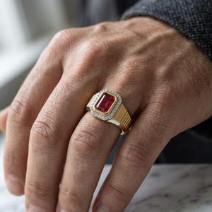 Anillo de cóctel de rubí en oro de 18 quilates, engaste rectangular de gema, joyería llamativa para hombre.