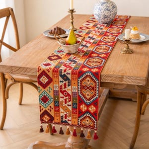 Boho Table Runner Southwestern Woven Table Cover Vintage Geometric Pattern Table Runner Gift for Mom Housewarming Gift Home Table Decor