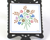 Cast Iron Treasure Craft Trivet - Colorful Flower Bouquet Ceramic Tile - Wall Hanging - Hot Plate - Vintage Shabby Chic Home Kitchen Decor