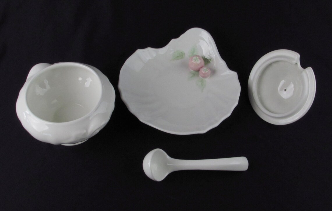 White Sauce/ Gravy Lidded Bowl Tureen Bowl with Ladle Etsy