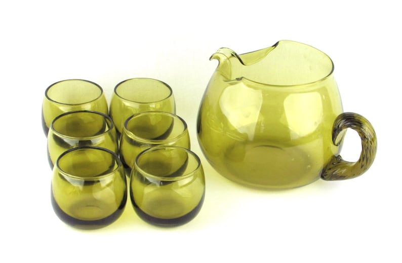 Retro Round 7 Piece Avocado Green Glass Pitcher and Roly Poly Glasses