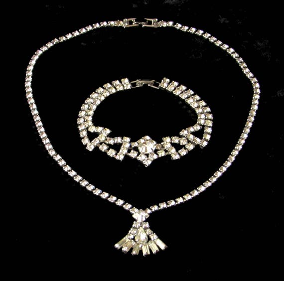 Glistening Vintage Crystal Rhinestone Bridal Neck… - image 9