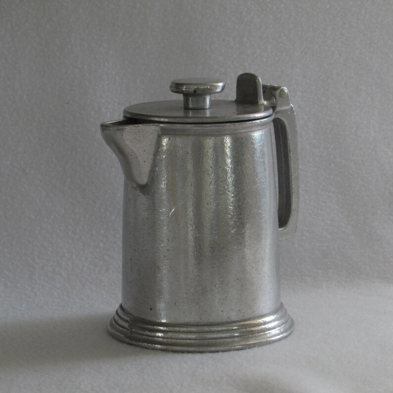 Fishing heavy Duty Pewter Coffee Pot Hunting Hot Water Warmer Ice Water Pitcher Camping Vintage Home Kitchen Decor