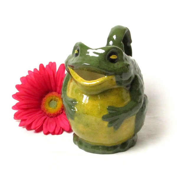 Ceramic Frog Pitcher - Creamer - Vintage Home Decor