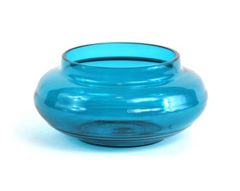 Vintage Blue Glass Bowl - Ocean Blue - Sky Blue - Colored Glass Décor