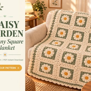Puede incluir: Una manta de ganchillo hecha de cuadrados granny con motivos de margaritas blancas con centros amarillos sobre un fondo verde salvia. El texto a la izquierda dice DAISY GARDEN Granny Square Blanket, Crochet Pattern | PDF Instant Download, GET YOUR PATTERN.