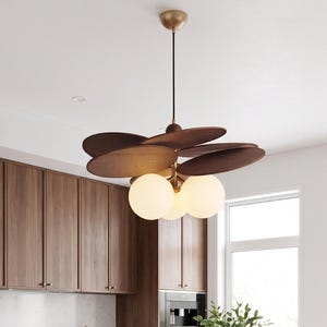 Lampadario moderno a forma di foglia in legno / Lampada a sospensione nordica in legno / Plafoniera di metà secolo / Lampadario da sala da pranzo a 3 globi / Apparecchio di illuminazione giapponese