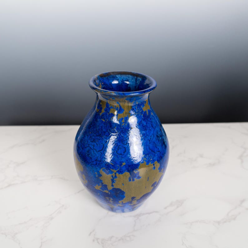 Aurora Borealis Vase — No. 3 by Mark Barta — detail view 3