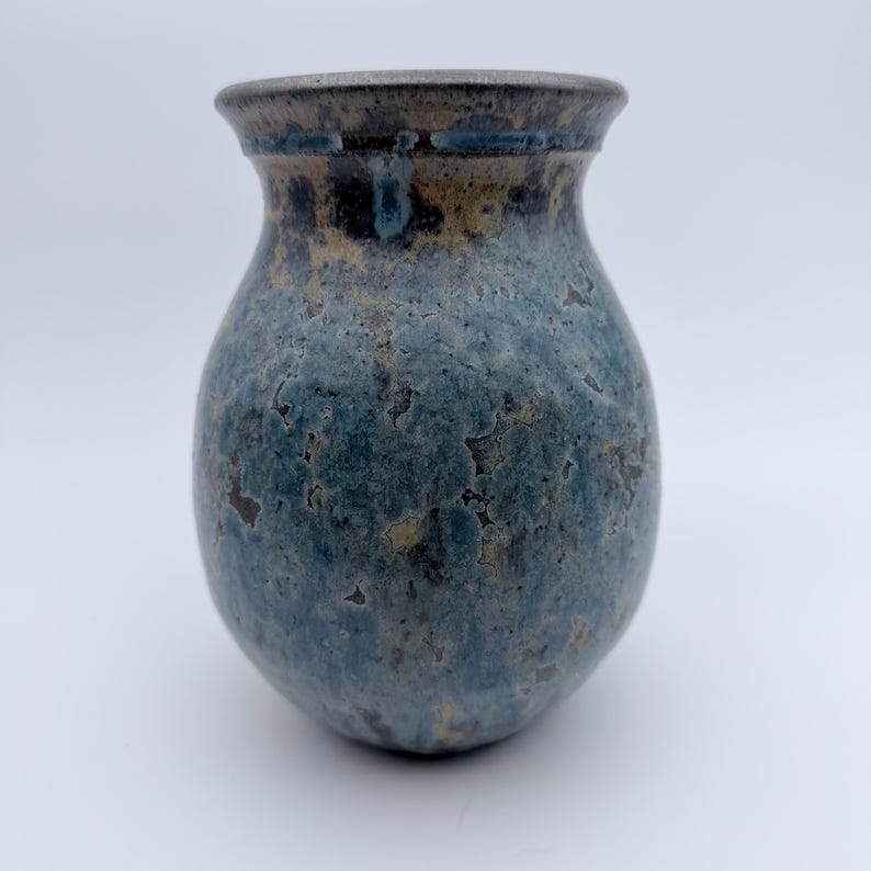 Crystalline Vase — Dark Clay