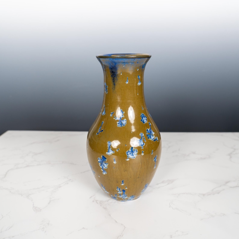 Aurora Borealis Vase — No. 1 by Mark Barta — detail view 3