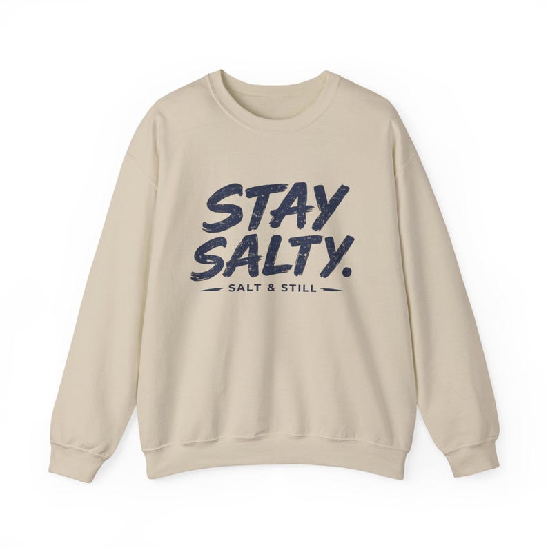 Stay Salty Küsten-Sweatshirt, Vintage-inspiriertes Rundhals-Sweatshirt, Geschenk für Strandliebhaber Bild 4