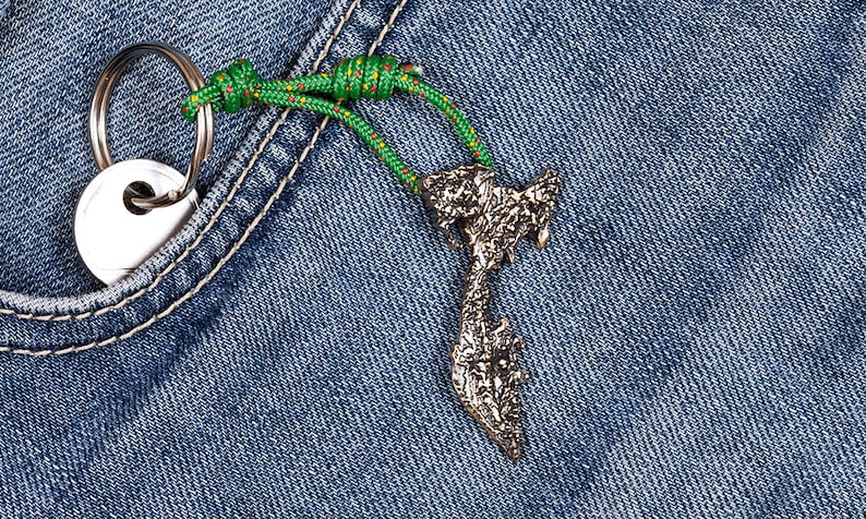 Bronze keychain Kamchatka