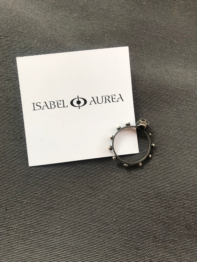 Skull rosary ring