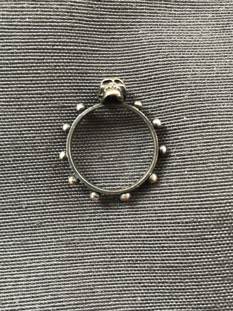 Skull rosary ring