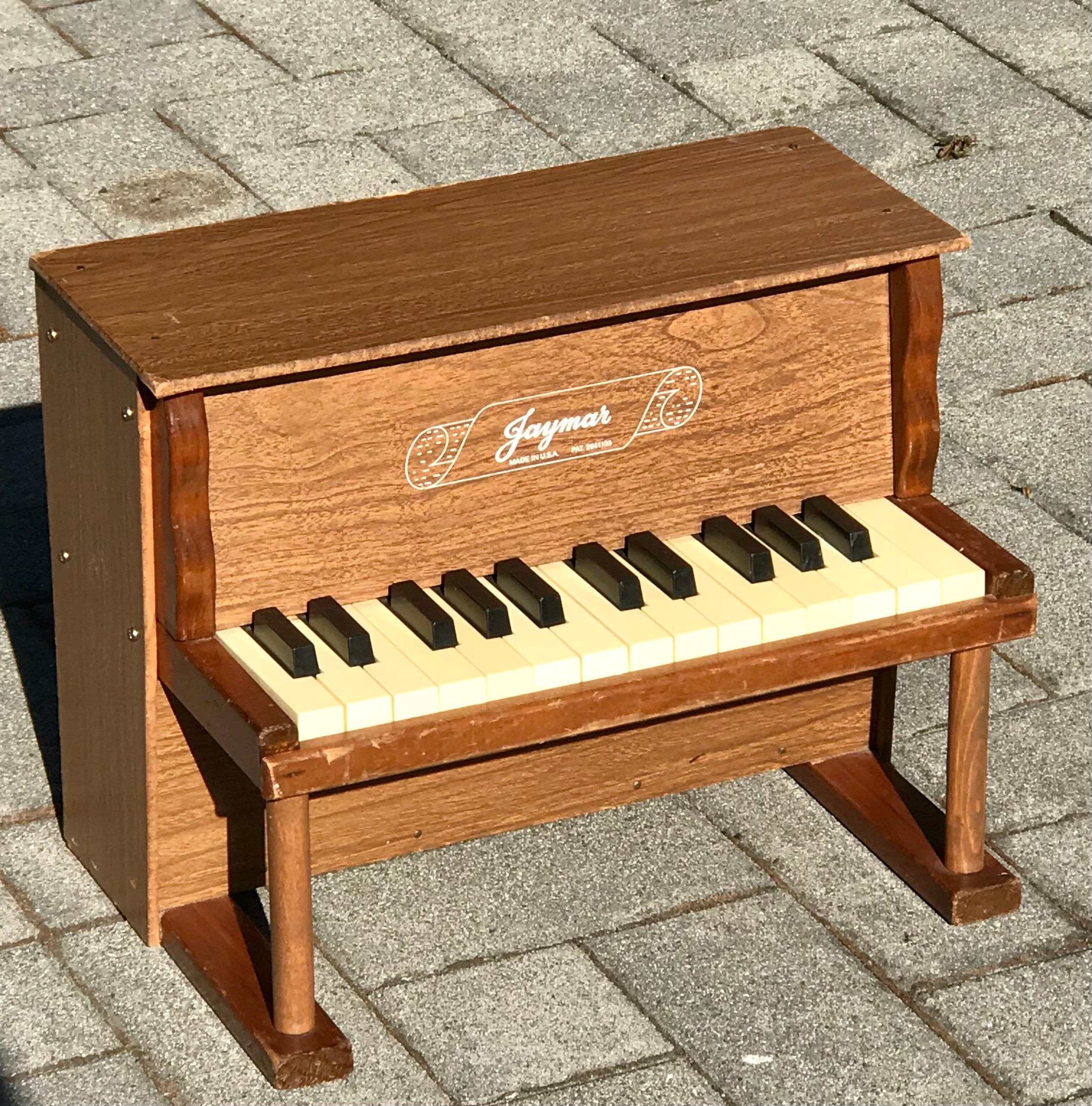Vintage 1950's Jaymar 25-key Child's Toy Piano Pat 2641135 Vintage 1950's Jaymar 25-key Child's Toy Piano Pat 2641135