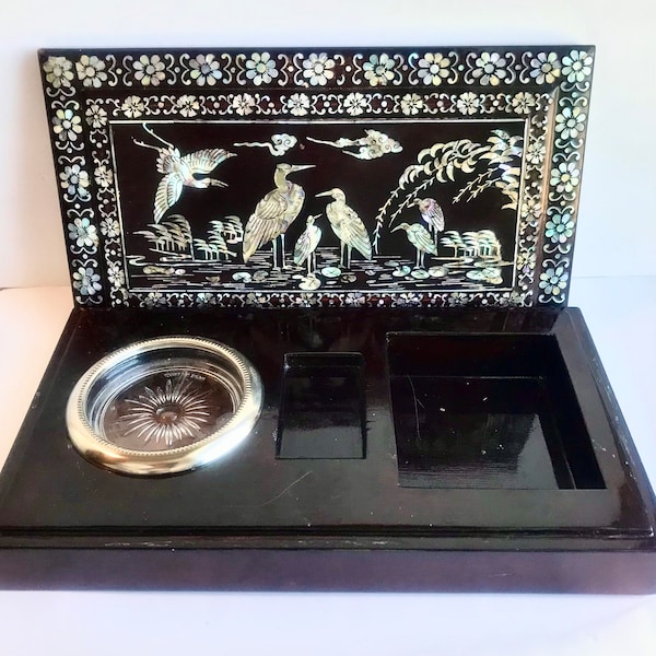 Antique Black Lacquer Wood Smoking Cigarette Box Inlay Mother of Pearl UNISEX Tobacciana Collectable