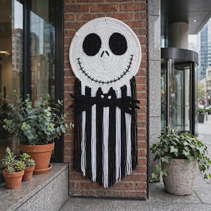 Halloween Crochet Wall Hanging Pattern PDF, Smiling Skeleton Face, Black Spider Decor, Gothic Macrame Style, Spooky Yarn Wall Art