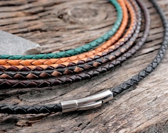 Collar de cuero trenzado de 4 mm con cierre de acero inoxidable – Gargantilla minimalista de cuero para hombre