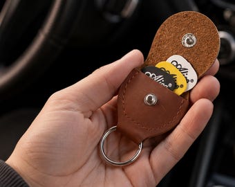 Guitar Pick Holder,Leather Keychain, Music Gifts, Gift for him, Gift for her, Guitar accesories,Couple Gift,Guitar Pick Case