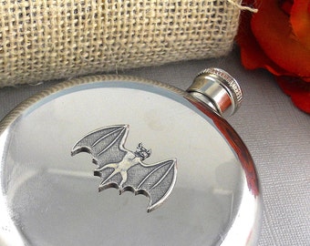 Flasque gothique chauve-souris, argent antique, acier inoxydable, 5 oz