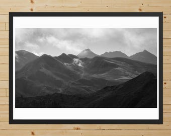 B&W photograph – View of the Pic du Midi
