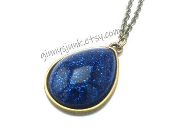 Blue Glitter Necklace