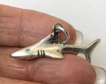 James avery shark charm discount
