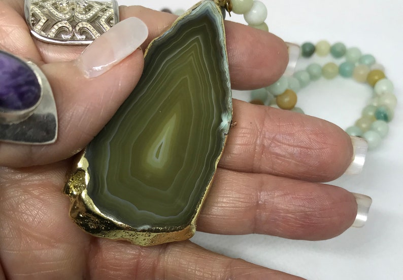62 grms 5mm beads pendant is 60x25mm Beautiful agate necklace 4242 Beautiful
