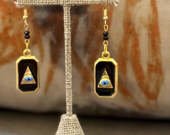 Minimal Messing Okkulten Stil Emaille Pyramide Bösen Auge Ohrringe