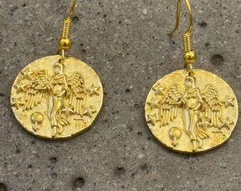 Moderne Messing Okkulte Jungfrau Charm Ohrringe