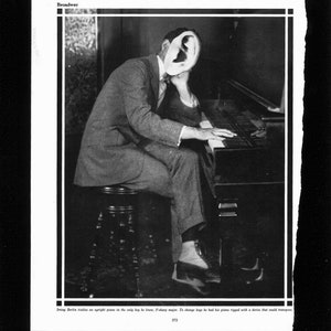 Er hatte eine Vorliebe dafür, nach Gehör zu spielen: 11”x14” Fine Art Print- Original Surreale Kunst / Schwarz und Weiß / Musiker / Humor